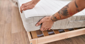 How to Choose a Mattress: Hybrid vs Foam Mattress Innerspring
