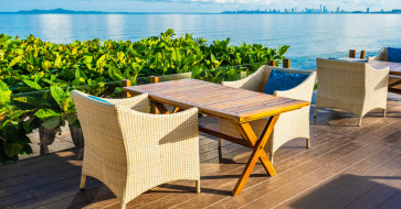 Cool Off with Cozy: Best Wooden Furniture Pieces for a Relaxing Summer
