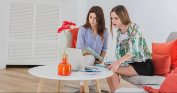 How to Use Accent Tables to Make a Room More Functional