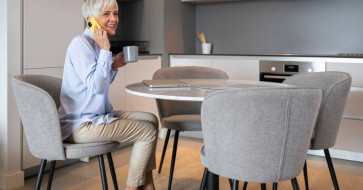 Choosing the Right Seating for a Modern Dining Room 